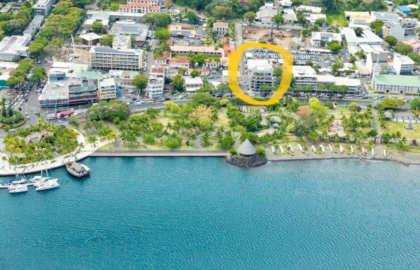 Poerava Tahiti Apartment ปาเปเอเต ภายนอก รูปภาพ