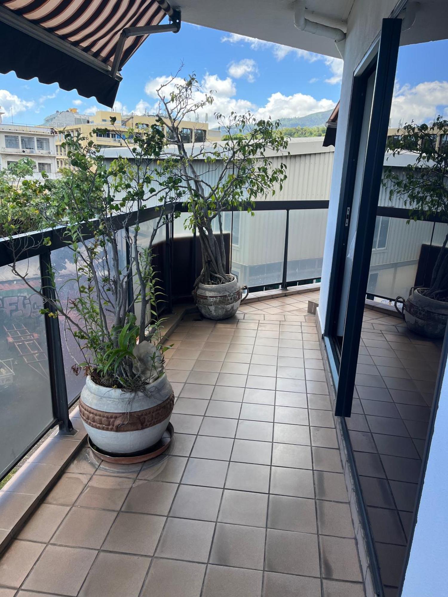 Poerava Tahiti Apartment ปาเปเอเต ภายนอก รูปภาพ